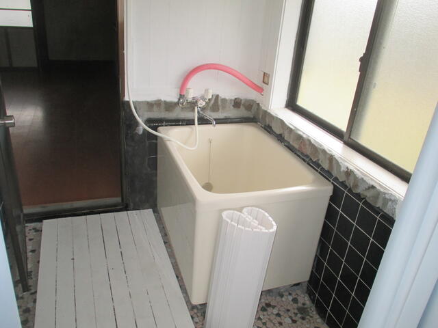 detached 山梨県南アルプス市沢登