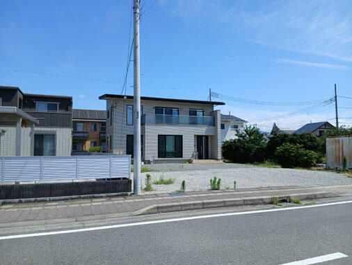 detached 山梨県中央市下河東