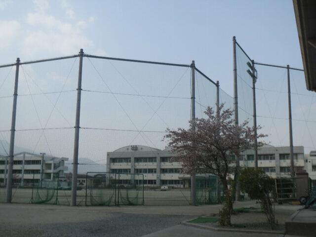甲西中学校 (2,384m)
