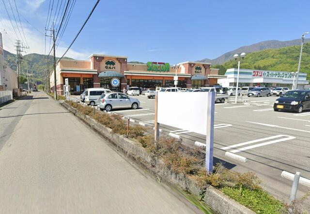 セルバみのぶ店 (108m)