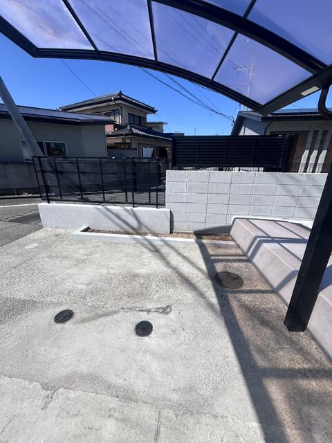 detached 山梨県中巨摩郡昭和町西条 地図を見る
