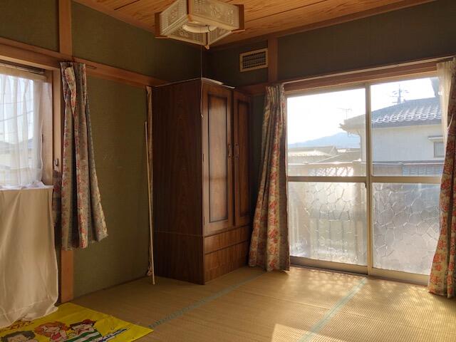 detached 長野県塩尻市大字広丘高出 地図を見る