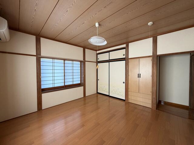 detached 長野県埴科郡坂城町大字上平 地図を見る
