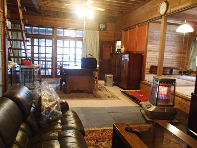 detached 長野県小県郡長和町大門姫木 地図を見る