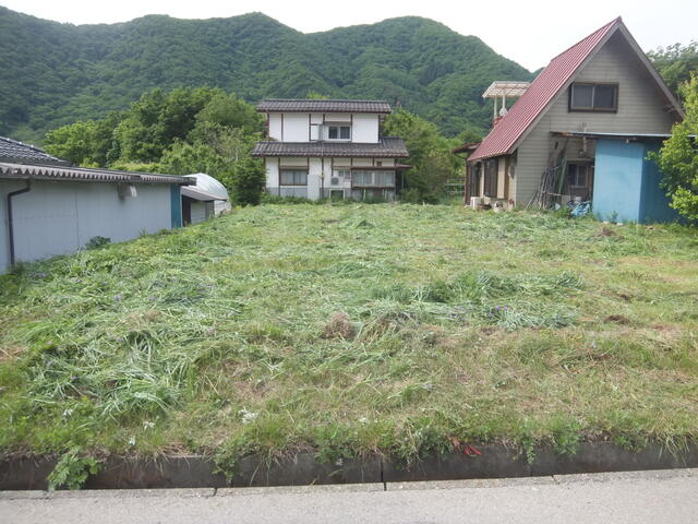 現地（外観）／北側道路から敷地を見る／撮影日2026-05-31