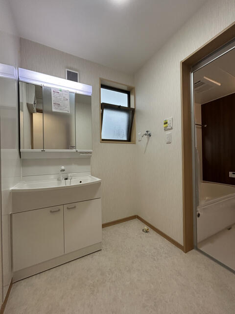 detached 長野県中野市大字岩船