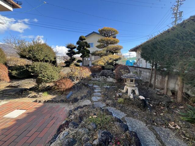 detached 長野県小諸市甲 地図を見る