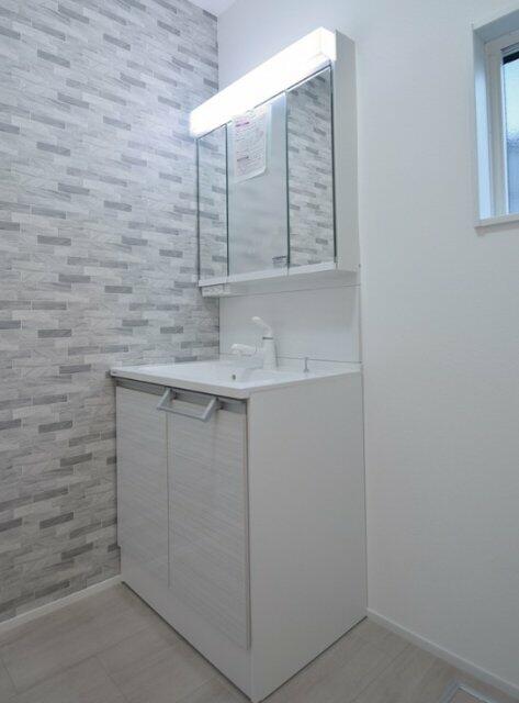 detached 長野県岡谷市長地権現町１丁目 地図を見る