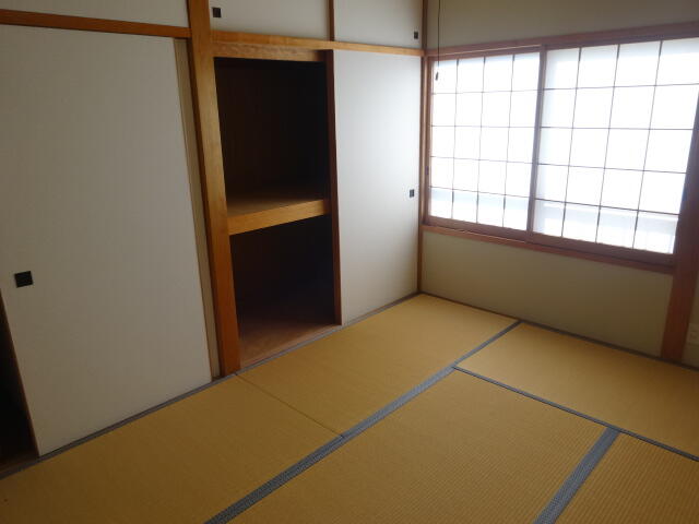 detached 長野県北佐久郡御代田町大字草越 地図を見る