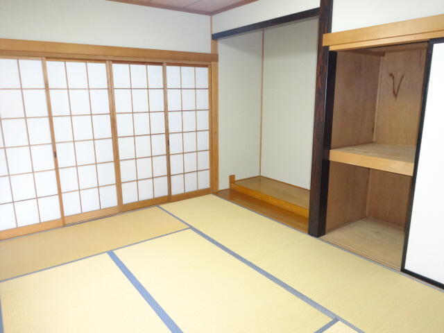 detached 長野県北佐久郡御代田町大字草越 地図を見る