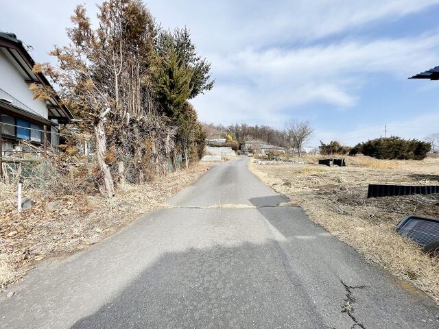 detached 長野県小諸市大字八満 地図を見る