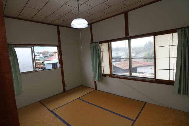 detached 長野県茅野市豊平 地図を見る