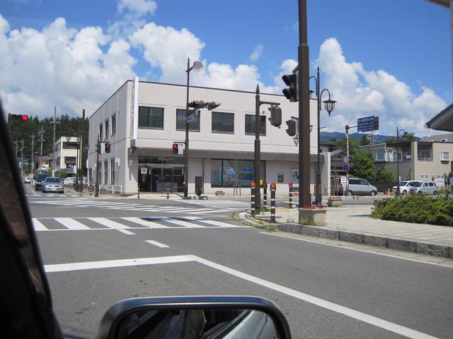八十二銀行箕輪支店 (1m)