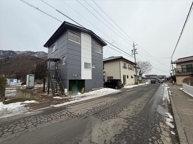 detached 長野県須坂市大字仁礼 地図を見る