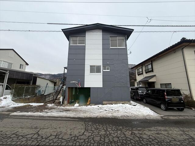 detached 長野県須坂市大字仁礼 地図を見る