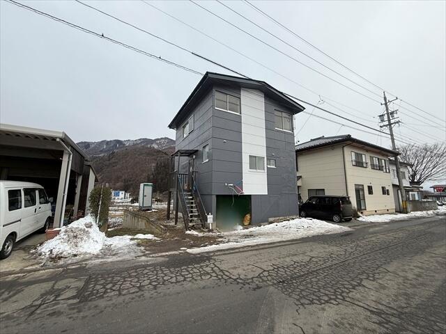 detached 長野県須坂市大字仁礼 地図を見る