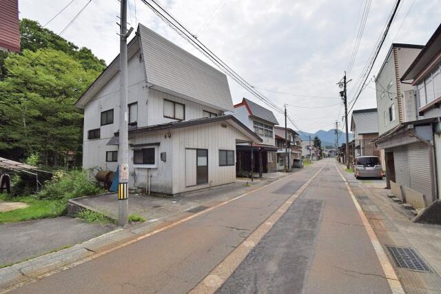 detached 長野県飯山市大字飯山 地図を見る