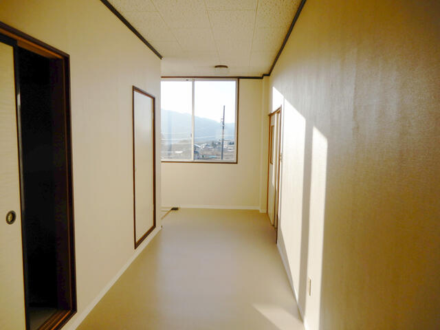 ２階　廊下