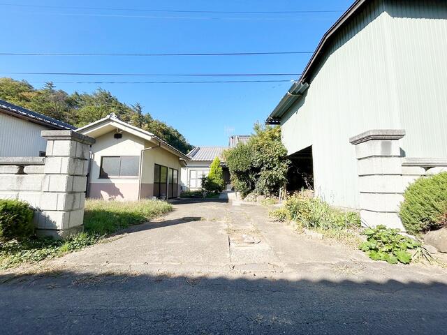 detached 長野県千曲市大字八幡郡 地図を見る