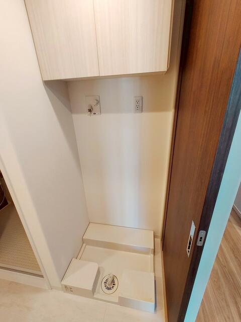 洗面台・洗面所／洗濯機置き場（入居当時の写真）