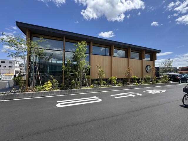 スターバックスコーヒーＭＩＤＯＲＩ松本店 (928m)