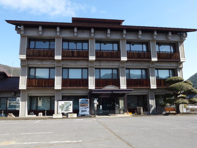 和田支所 (650m)
