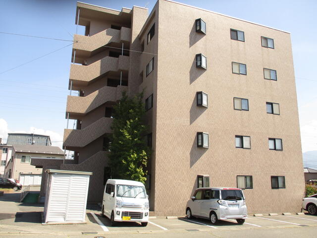 現地（外観）
