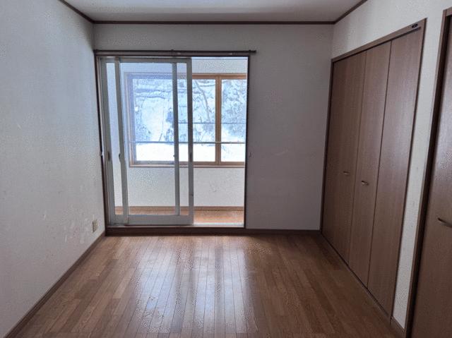 detached 長野県下高井郡山ノ内町大字佐野 地図を見る