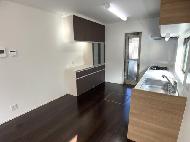 detached 山梨県中央市中楯 地図を見る