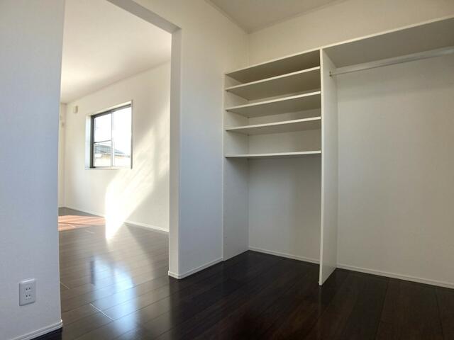 detached 山梨県中央市中楯 地図を見る