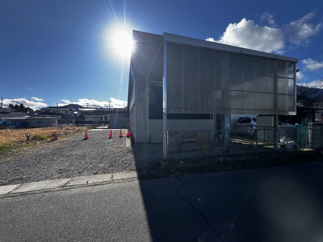 倉庫　北より
