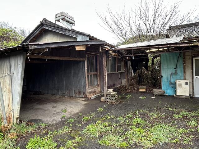 detached 岐阜県山県市大桑 地図を見る