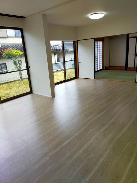 detached 岐阜県多治見市小名田町６丁目