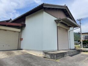 detached 岐阜県揖斐郡大野町大字稲富 地図を見る