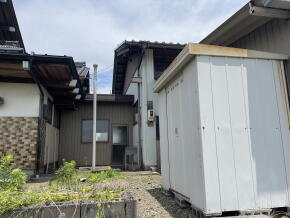 detached 岐阜県揖斐郡大野町大字稲富 地図を見る