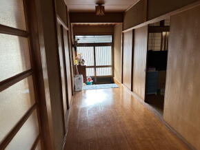 detached 岐阜県安八郡神戸町大字西座倉 地図を見る