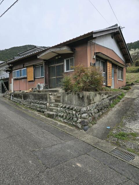 detached 岐阜県加茂郡七宗町上麻生 地図を見る