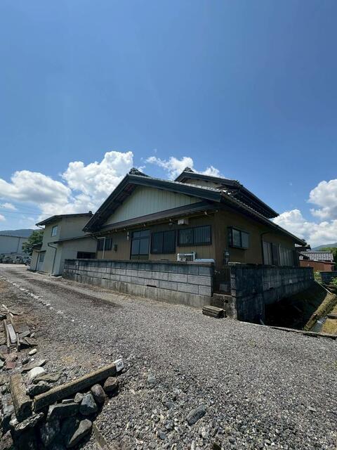 detached 岐阜県揖斐郡池田町沓井 地図を見る