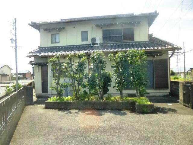 detached 岐阜県安八郡神戸町大字神戸 地図を見る