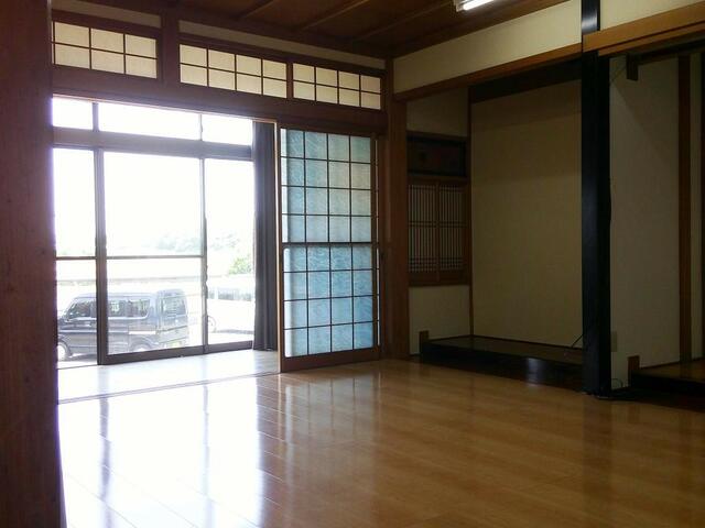 detached 岐阜県安八郡神戸町大字柳瀬 地図を見る