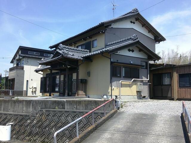 detached 岐阜県安八郡神戸町大字柳瀬 地図を見る