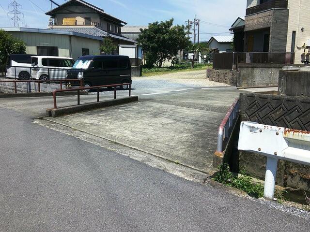 detached 岐阜県安八郡神戸町大字柳瀬 地図を見る