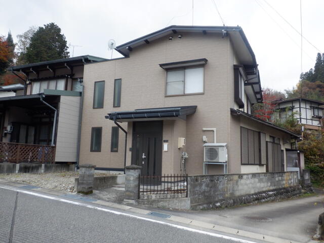 岐阜県高山市の一戸建て | 480万円 | 6SDK | 141.72m² | Akiyama house finder