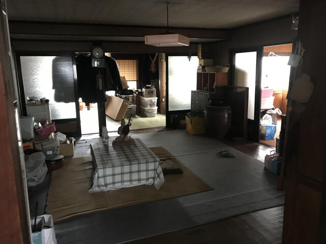 detached 富山県滑川市坪川新 地図を見る