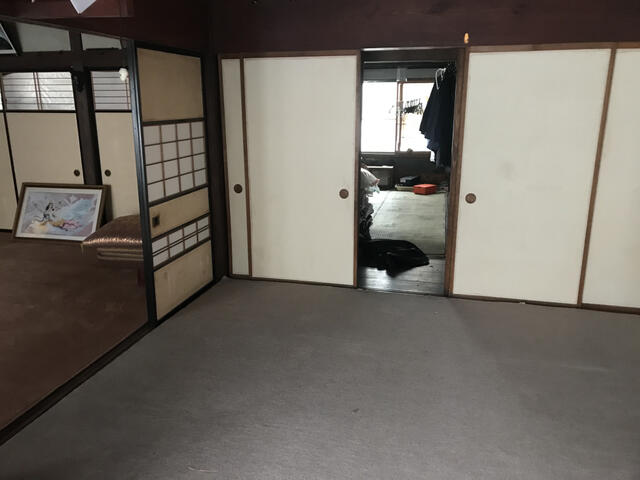 detached 富山県滑川市坪川新 地図を見る