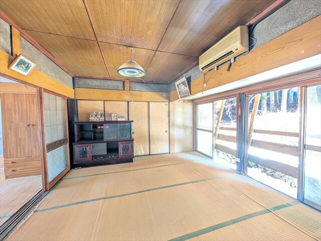 detached 岐阜県本巣市根尾長嶺 地図を見る