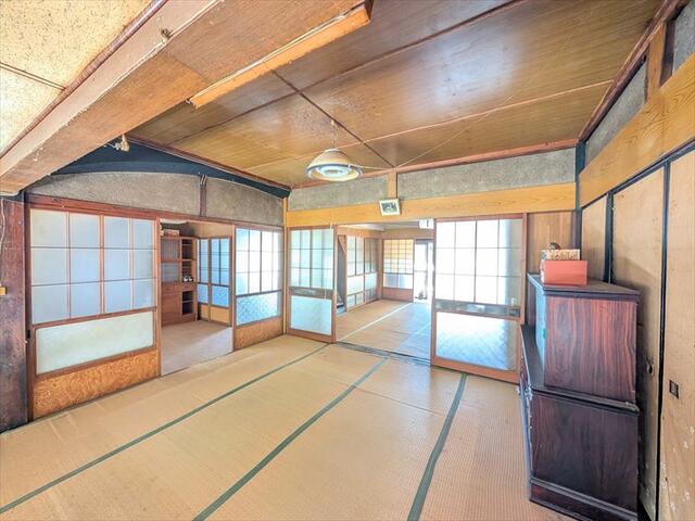 detached 岐阜県本巣市根尾長嶺 地図を見る