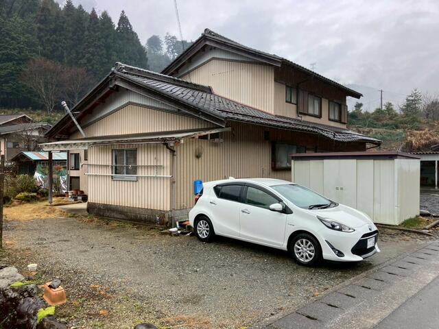 detached 岐阜県山県市葛原 地図を見る
