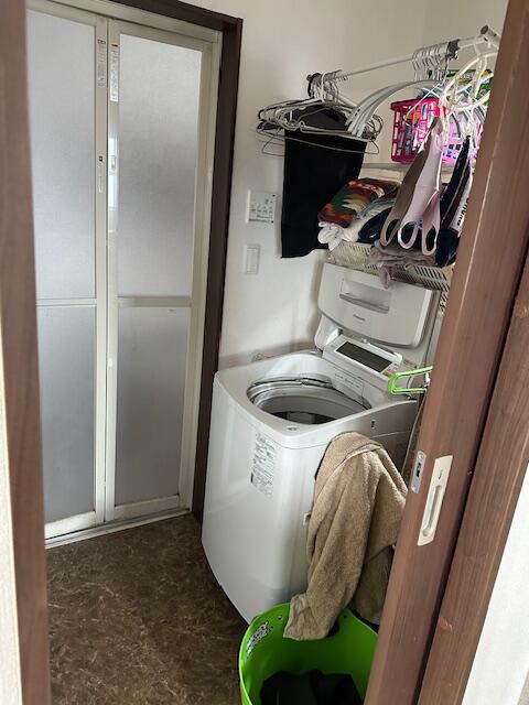 リビング以外の居室／脱衣室。キッチンから短い動線になっているため、お洗濯に便利で／撮影日2026-02-07