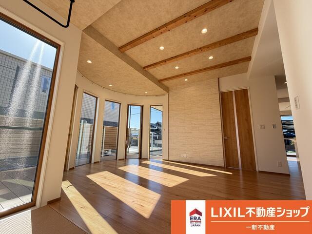 detached 三重県員弁郡東員町大字穴太 地図を見る